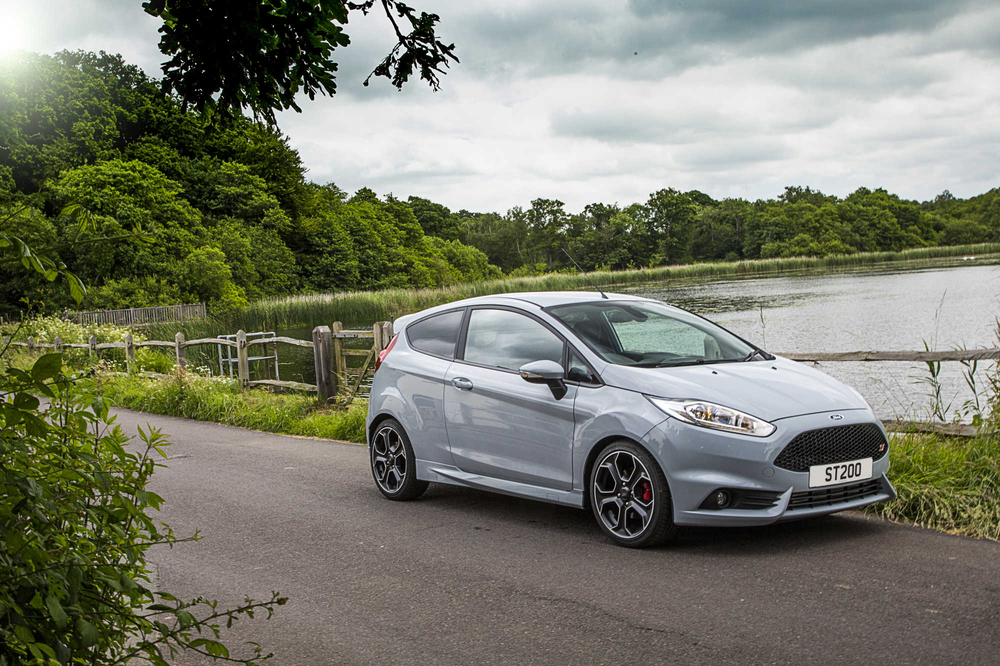 Ford Fiesta ST200 review 