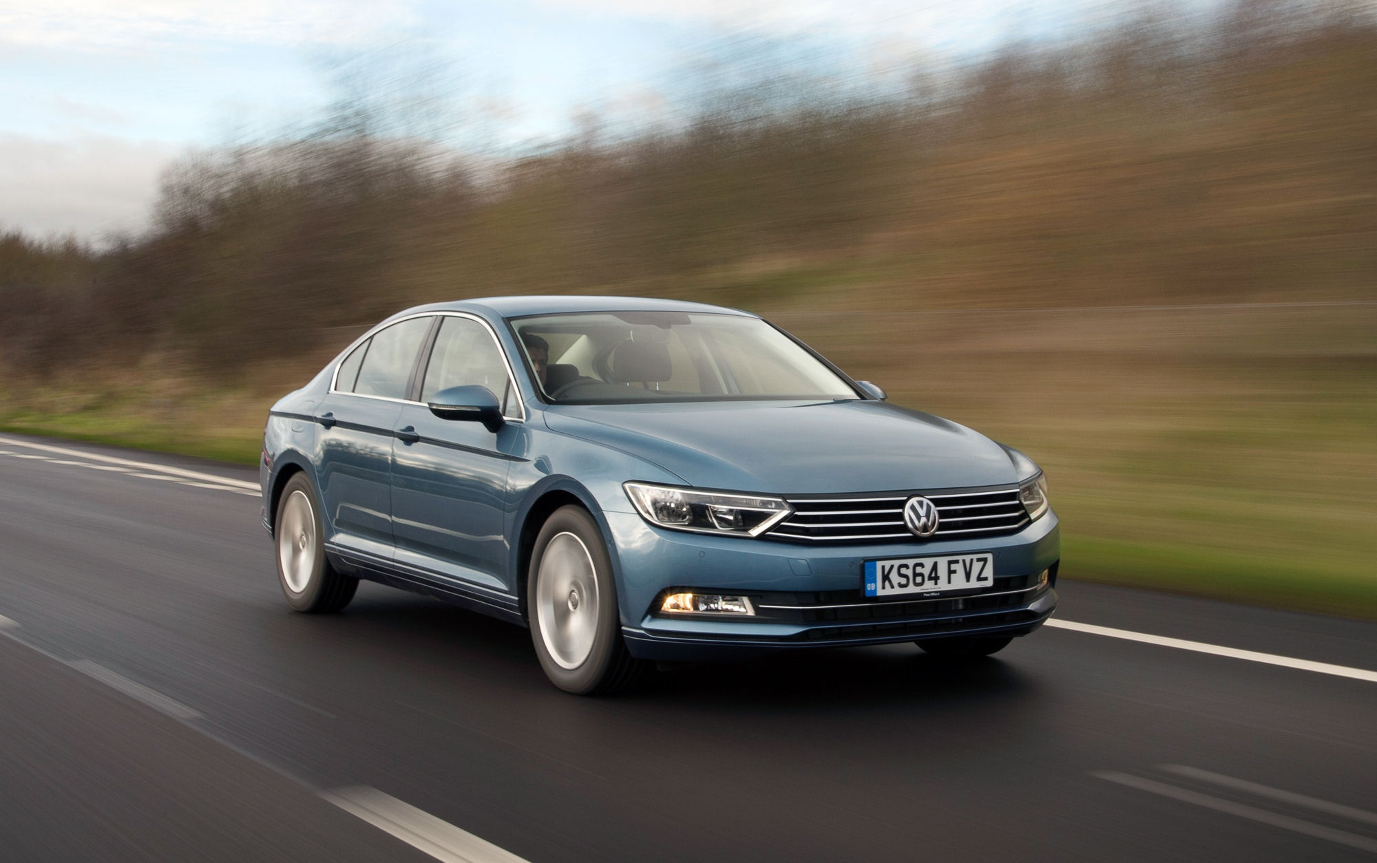 Volkswagen Passat Saloon review 