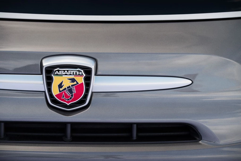 2017 Abarth 595 Turismo