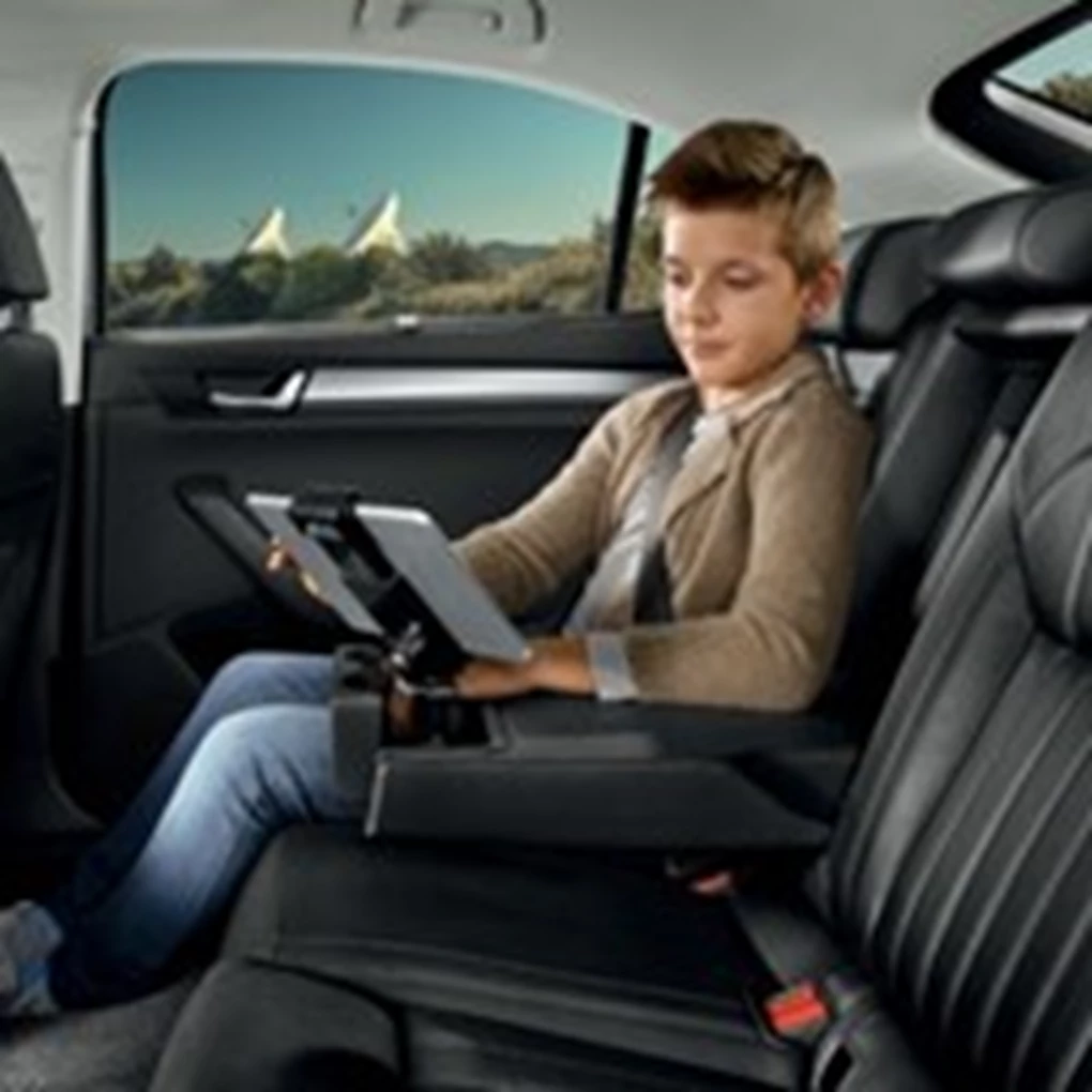 2015 Skoda Superb Estate Interior