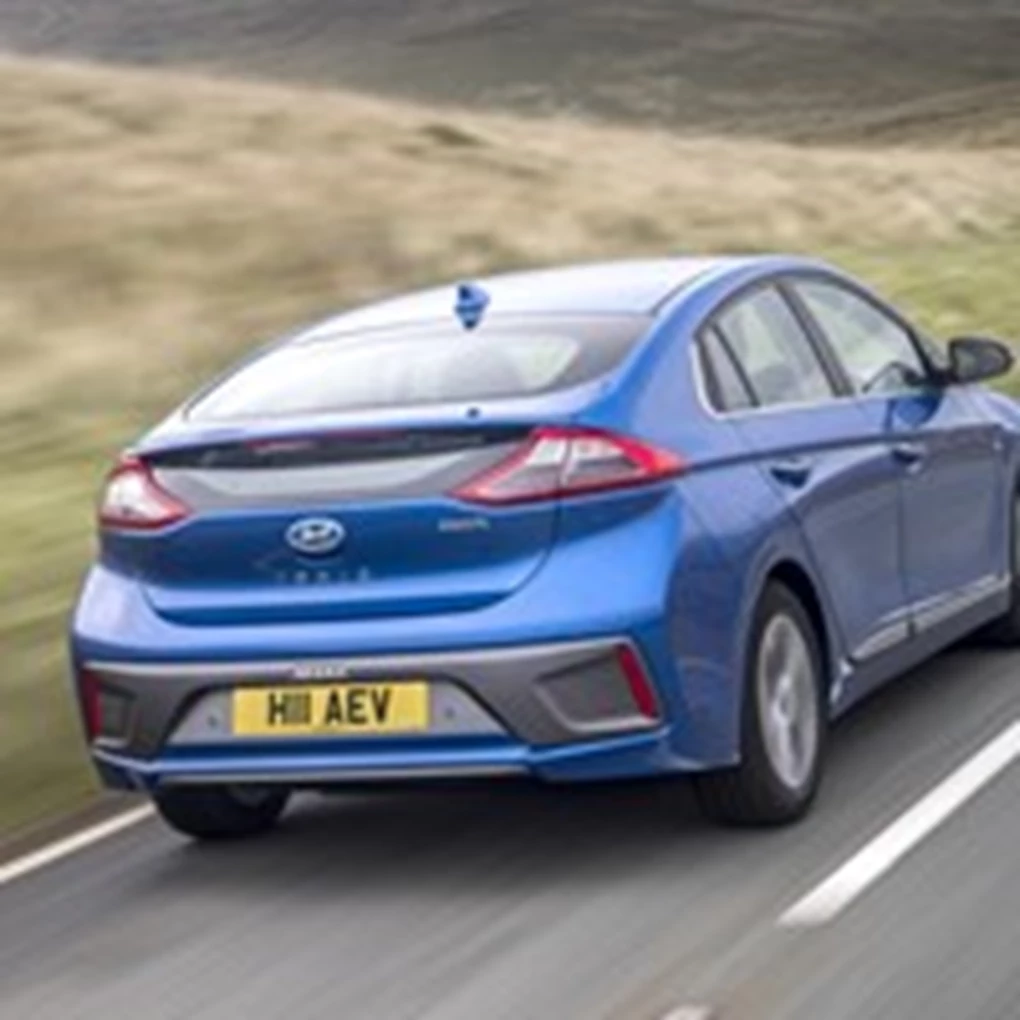 2017 Hyundai IONIQ Electric Premium SE Hatchback Rear