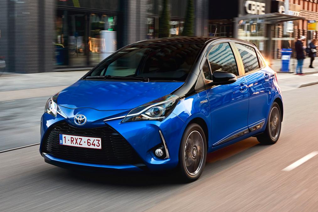 Toyota Yaris Hybrid Excel 2017 Review 