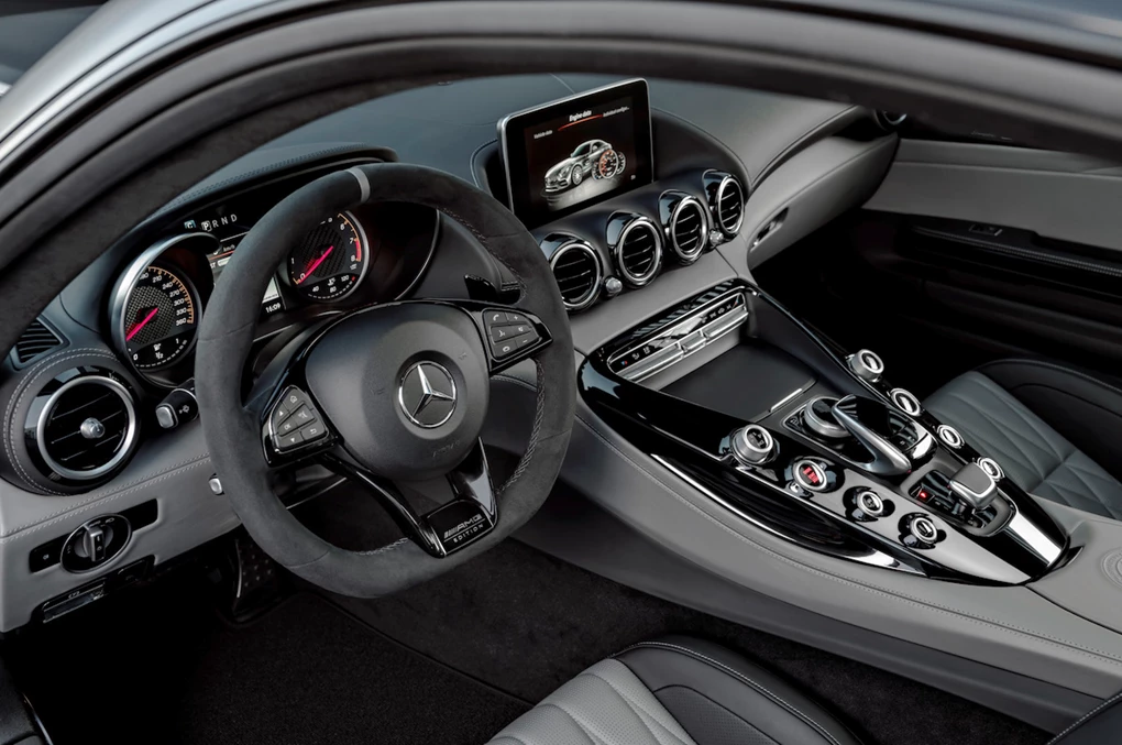 2017 Mercedes-AMG GT C Coupe Edition 50