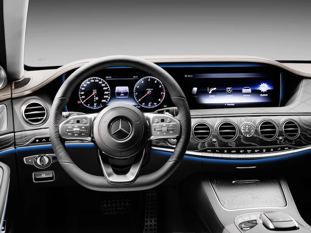 Mercedes COMAND