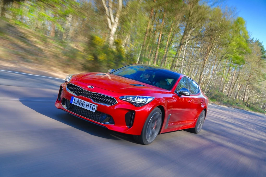 2018 Kia Stinger sports coupe