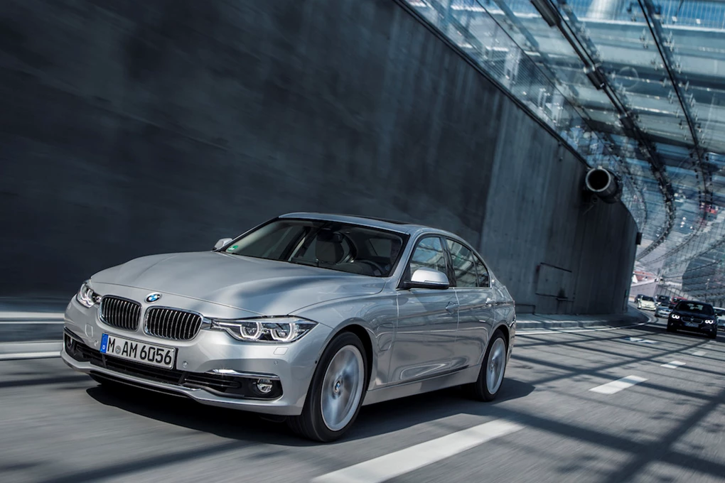 BMW 330e iPerformance plug-in hybrid