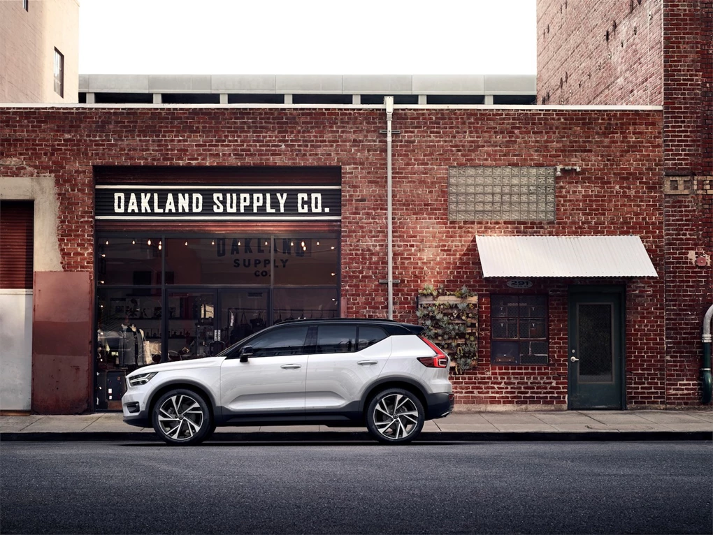 2018 Volvo XC40 small SUV