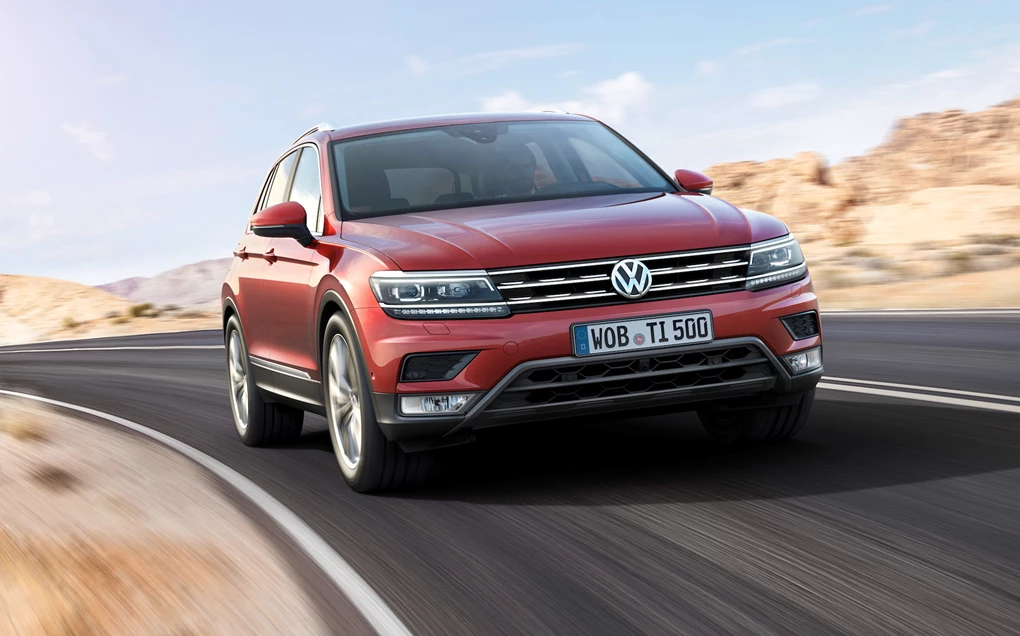 2017 Volkswagen Tiguan mid-size crossover