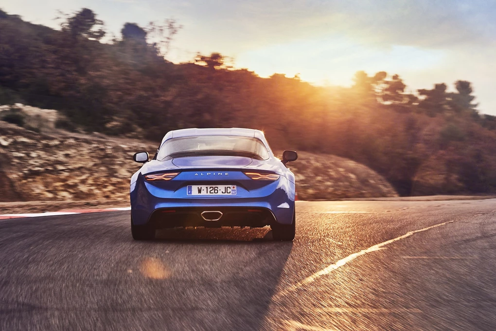 2018 Alpine A110 Premiere Edition sports coupe