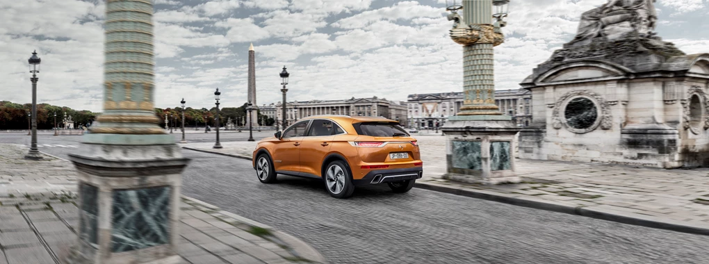 2017 DS 7 Crossback designer SUV