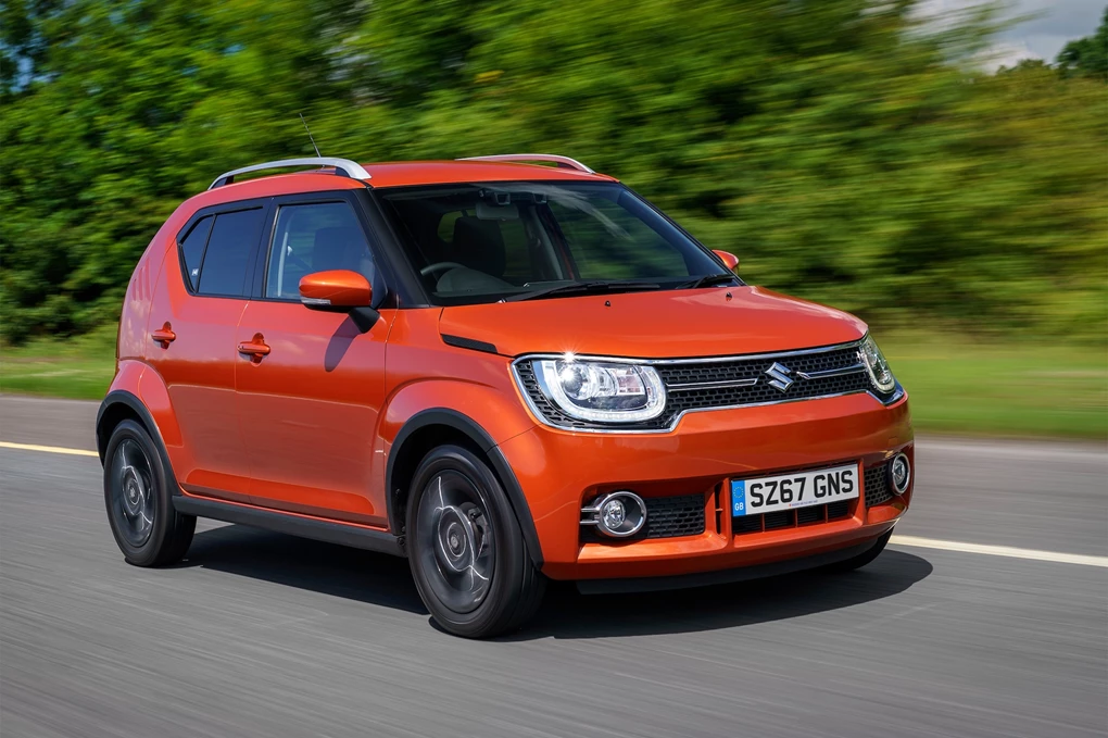 2017 Suzuki Ignis compact hybrid city car