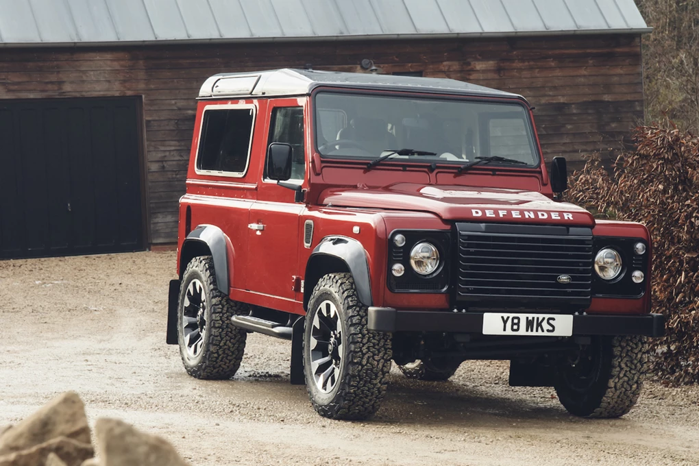 2018 Land Rover Works Defender V8