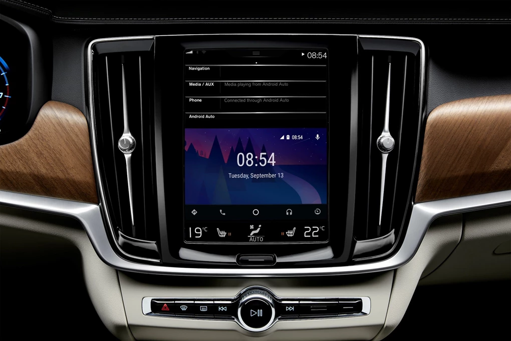 Volvo Android Auto car infotainment