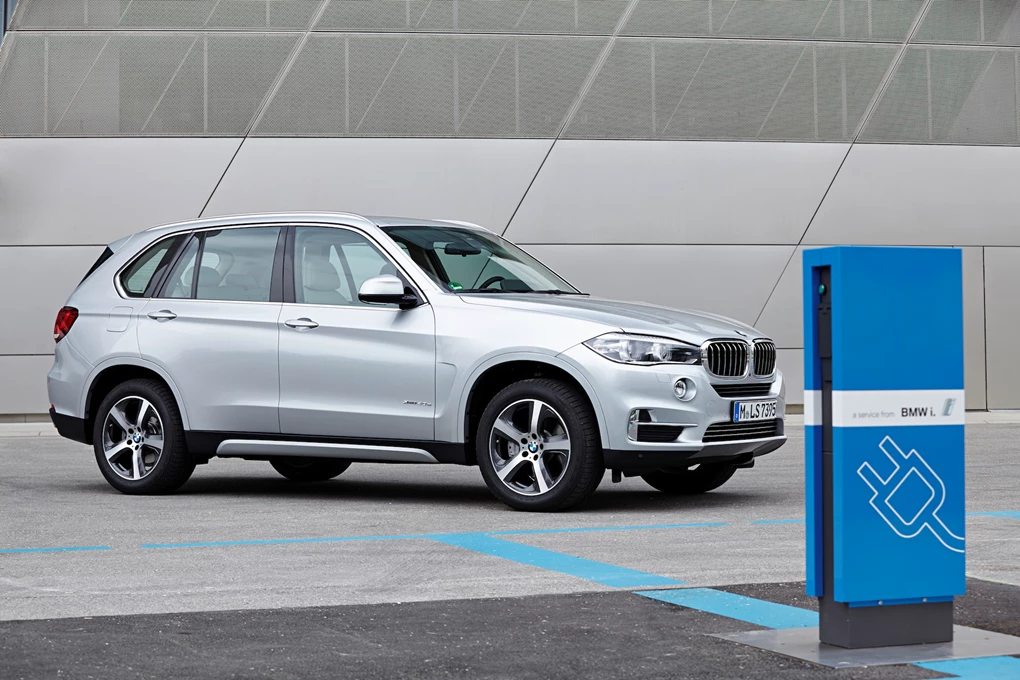 2016 BMW X5 iPerformance hybrid SUV