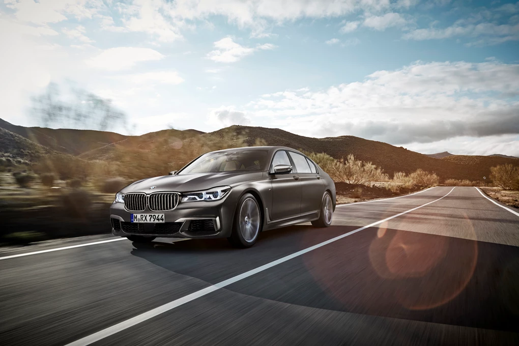 2017 BMW M760Li xDrive