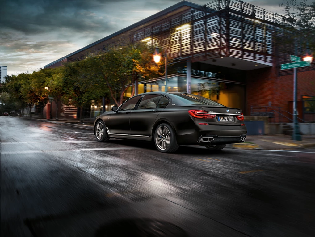 2017 BMW M760Li xDrive