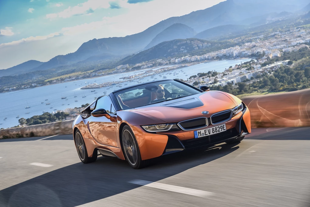 2018 BMW i8 Roadster