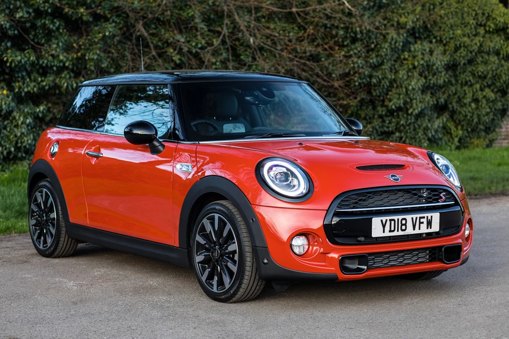 2018 Mini Hatch