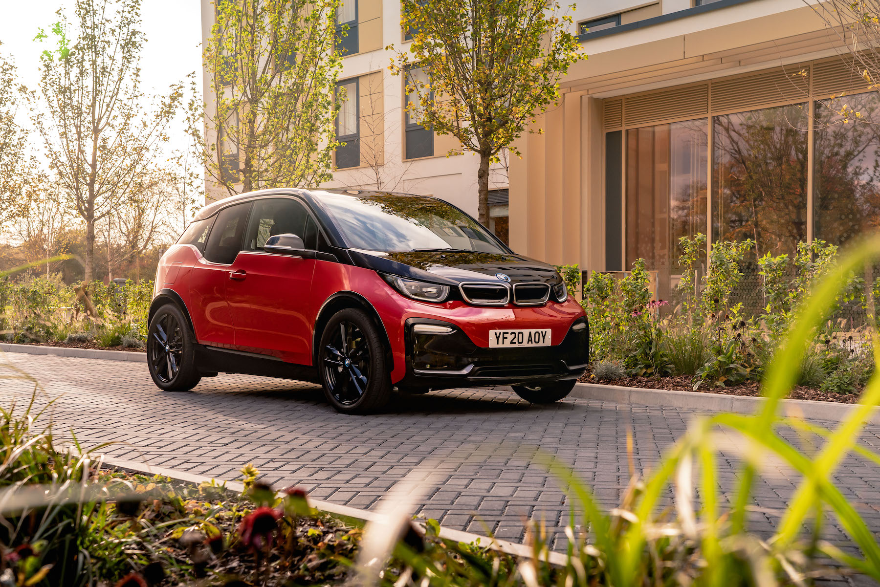 5 cool things to know about the BMW i3 
